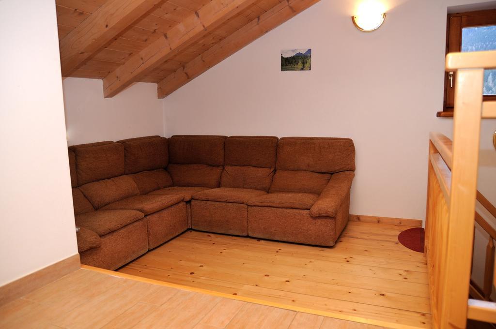 Roe Apartment Panchia Bilik gambar