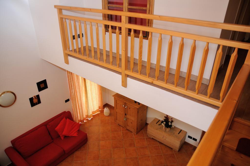 Roe Apartment Panchia Bilik gambar